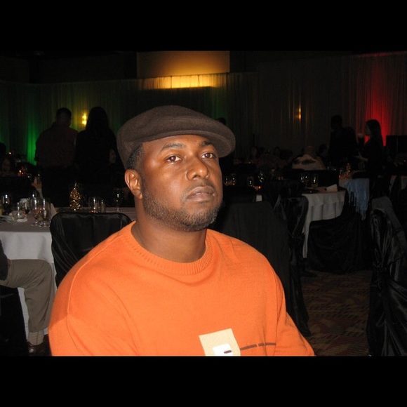 Meet your Posher, Marcus - Picture 1 of 6